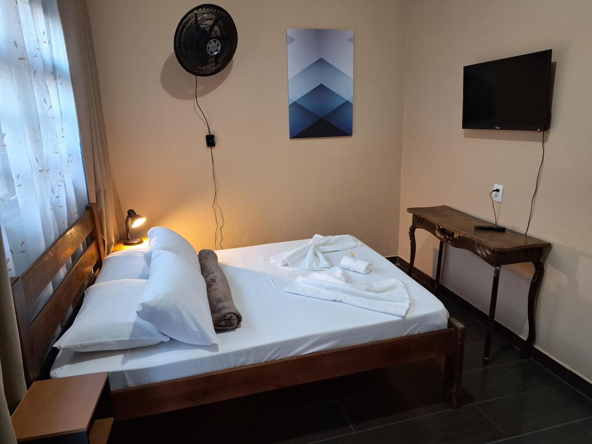Апартаменти Chapeu De Sol - Area Gourmet, Tv, Internet, Roupas De Cama E Banho, Jardim, Horta E Pomar Ілля-Комприда Номер фото